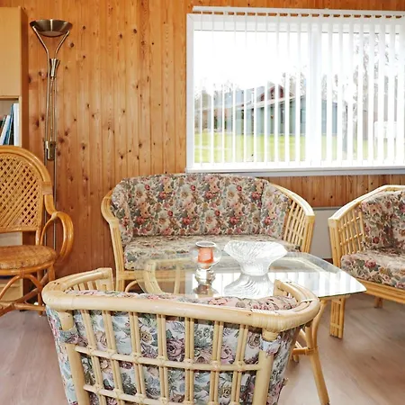 4 Person In Hébergement de vacances Hadsund